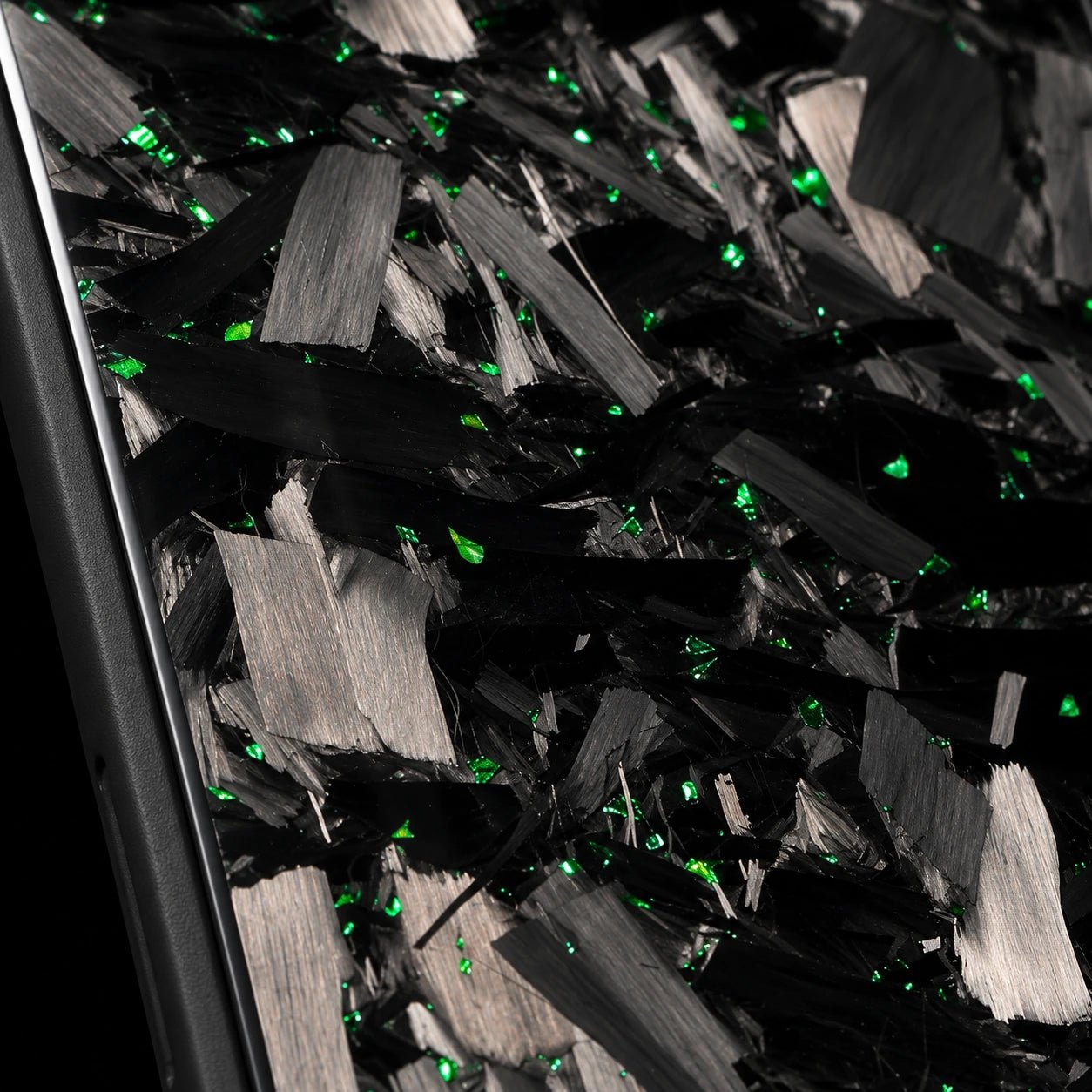 Green DUO forged carbon finish in close-up