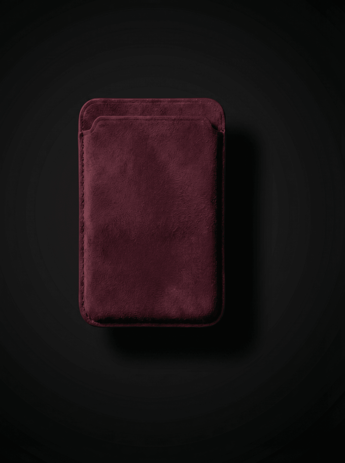 Alcantara MagSafe Wallet Crimson
